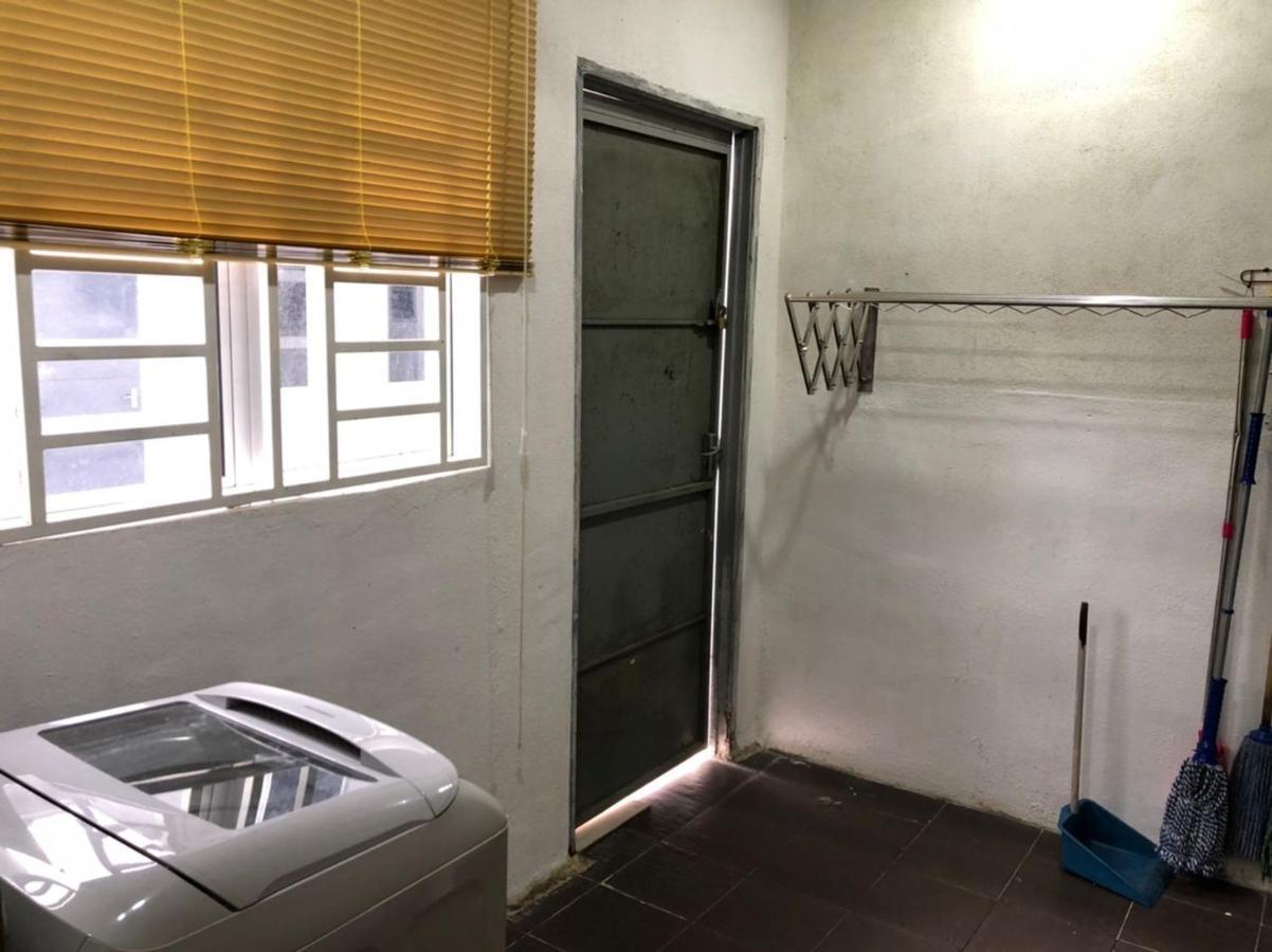 Makmur Homestay タイピン エクステリア 写真