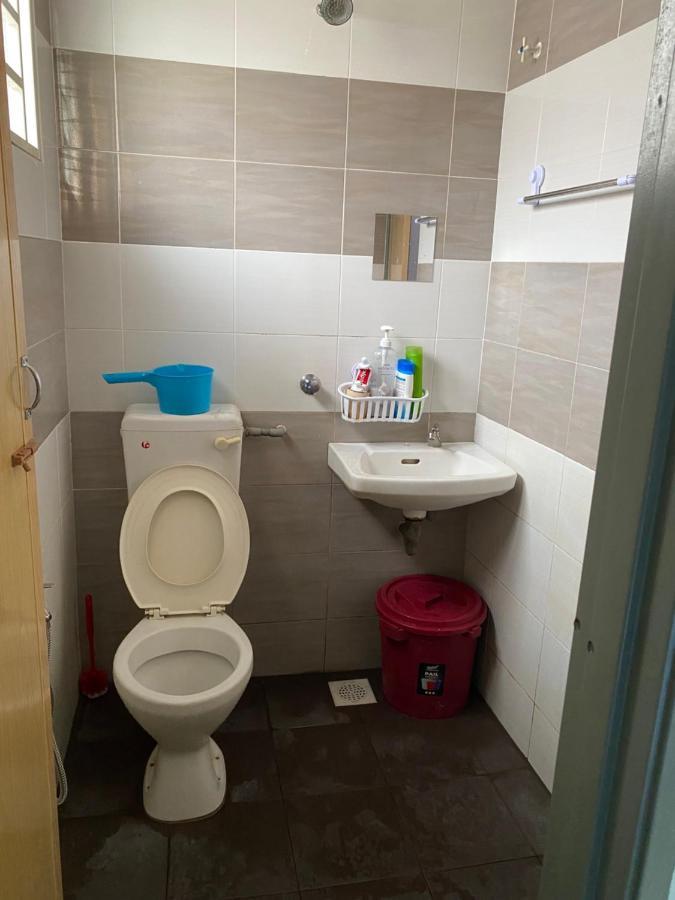 Makmur Homestay タイピン エクステリア 写真